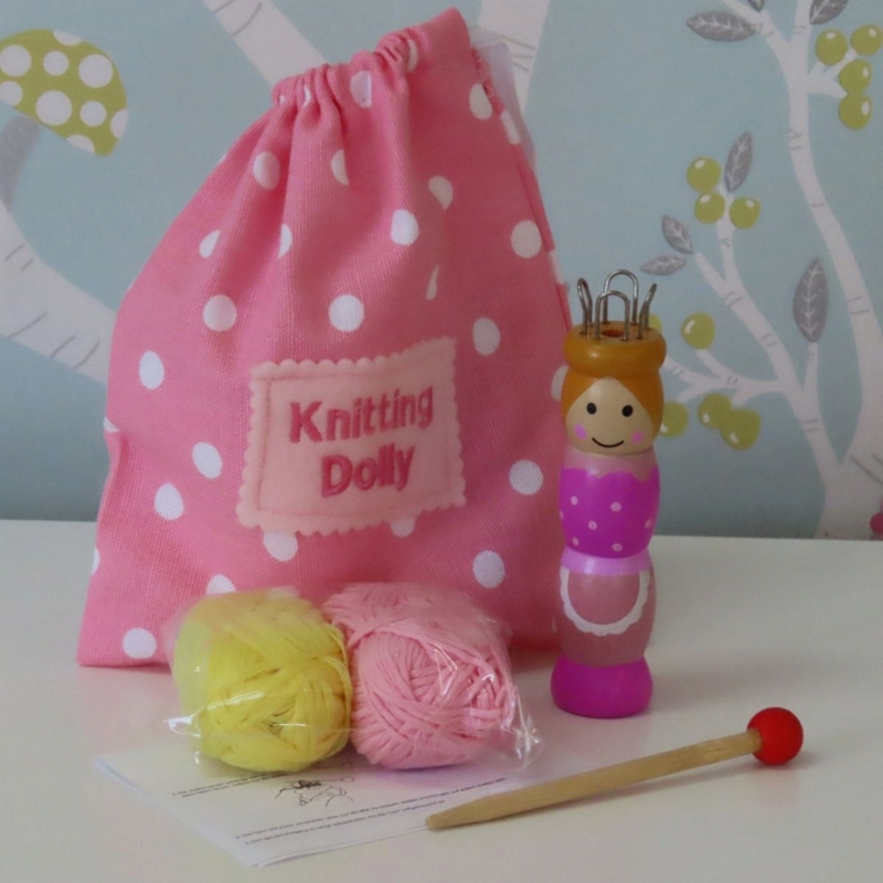 Knitting Dolly