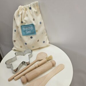 Blue / Beige Spotty Baking Set